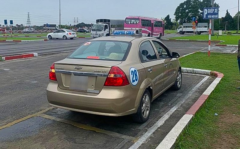 Thi Sa Hình B2-Nên Học Bằng C1 Hay B2