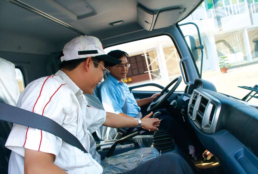 Tập Lái Xe Tải-Đăng Ký Học Bằng Lái C1