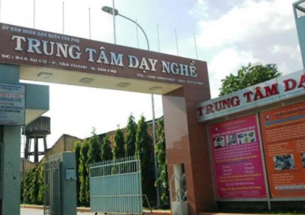 Trung Tâm Dạy Nghề Quận Tân Phú-Thi Bằng Lái Xe Hạng C TPHCM