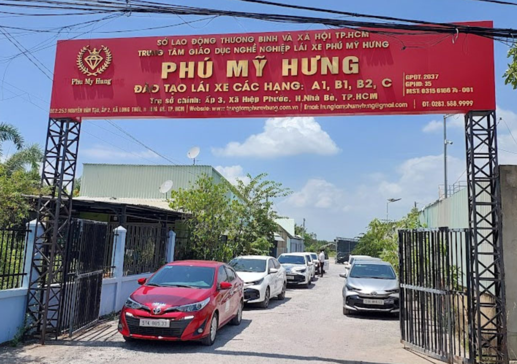 Trung Tâm Giáo Dục Nghề Nghiệp Lái Xe Phú Mỹ Hưng - Trường Dạy Lái Xe Ô Tô TPHCM