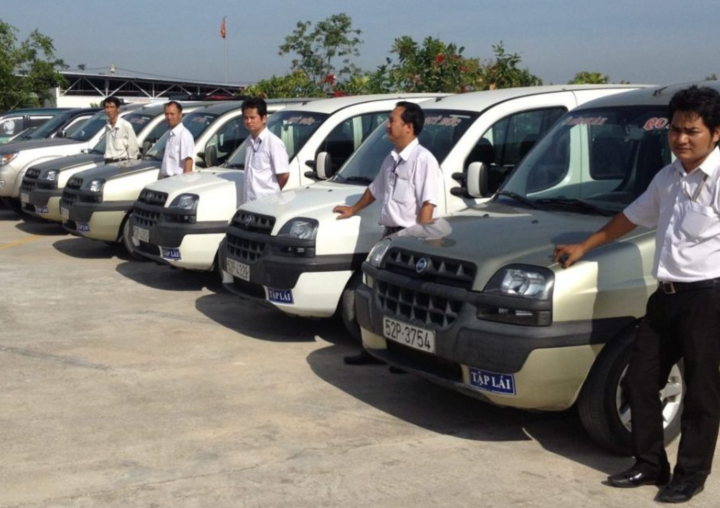 Trung Tâm Giáo Dục Nghề Nghiệp Quý Đức - Đăng Ký Giấy Phép Lái Xe Máy