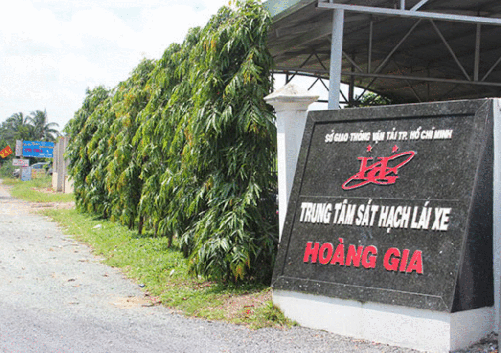 Trung tâm Đào tạo Lái xe Hoàng Gia-Thi Bằng Lái A2 TPHCM