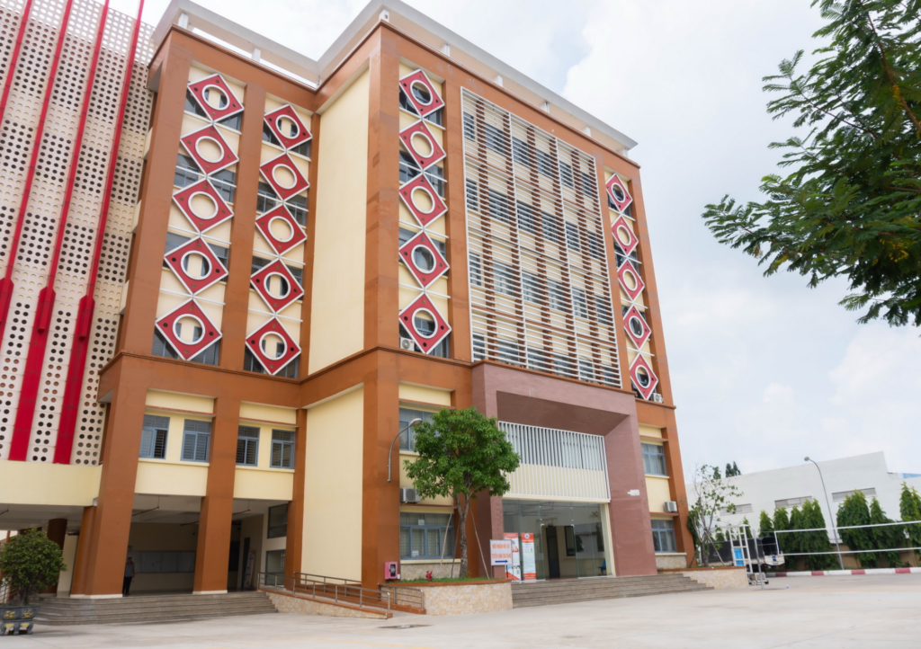 Trường Cao đẳng Giao thông Vận tải TP.HCM-Học Bằng C1 Trả Góp