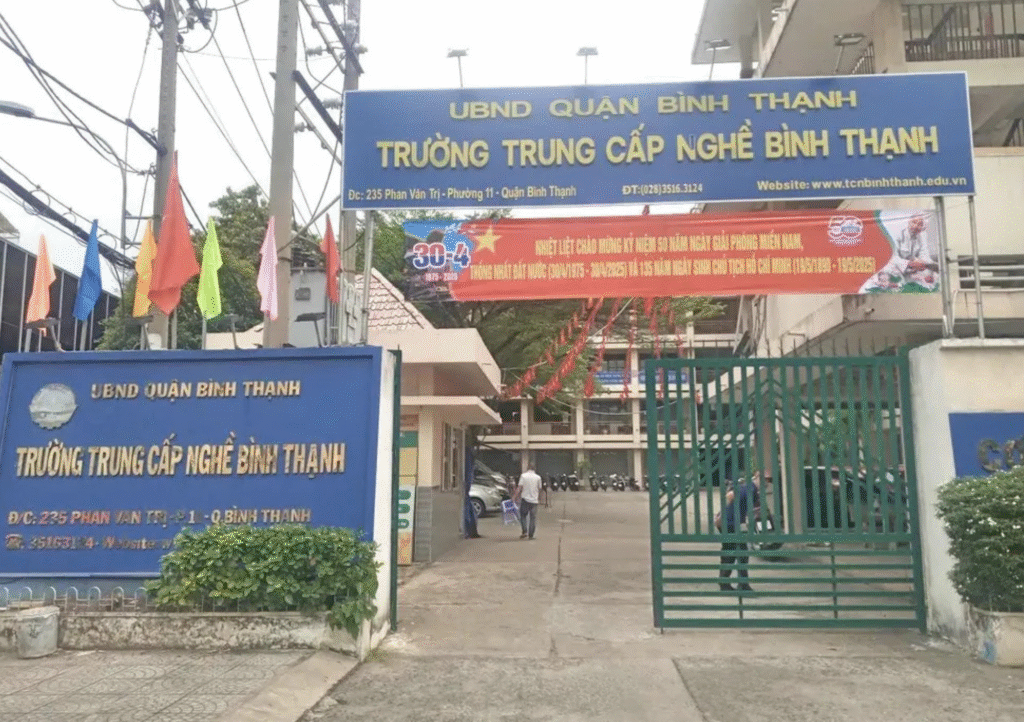 Trường Trung Cấp Nghề Bình Thạnh- Thi Bằng Lái A2 TPHCM