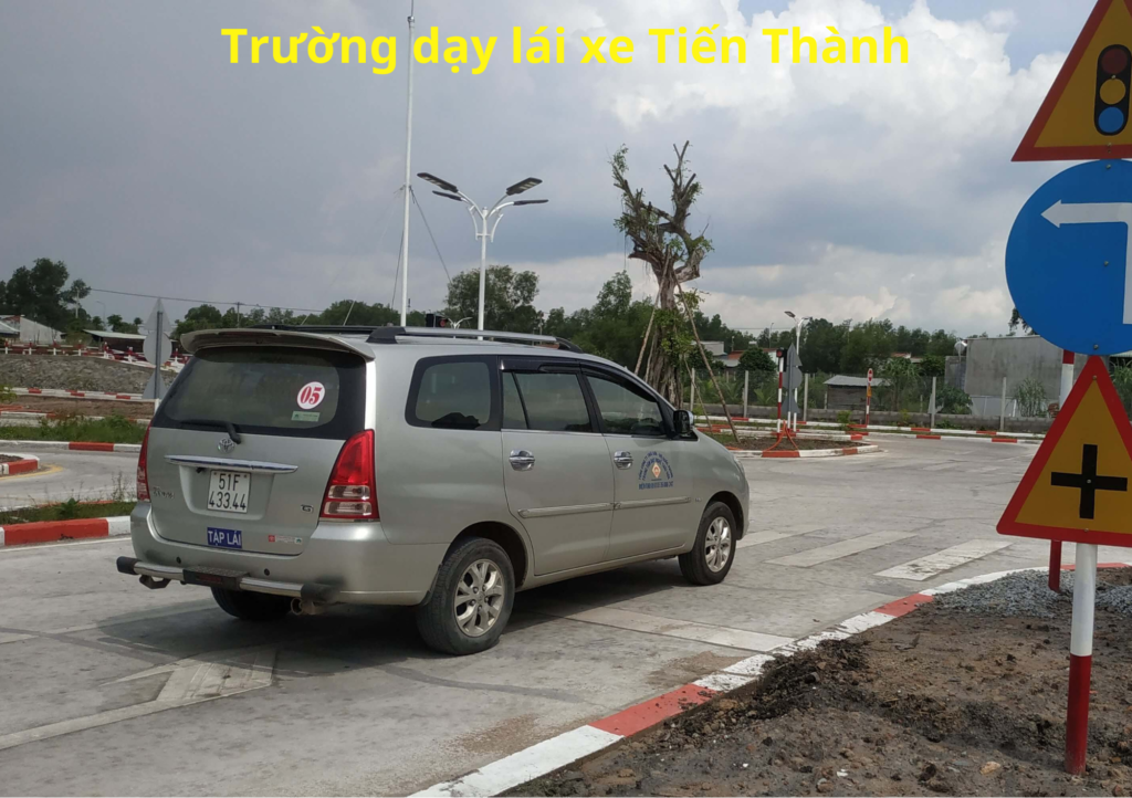 Trường dạy lái xe Tiến Thành - Thi bằng lái xe B1 TPHCM