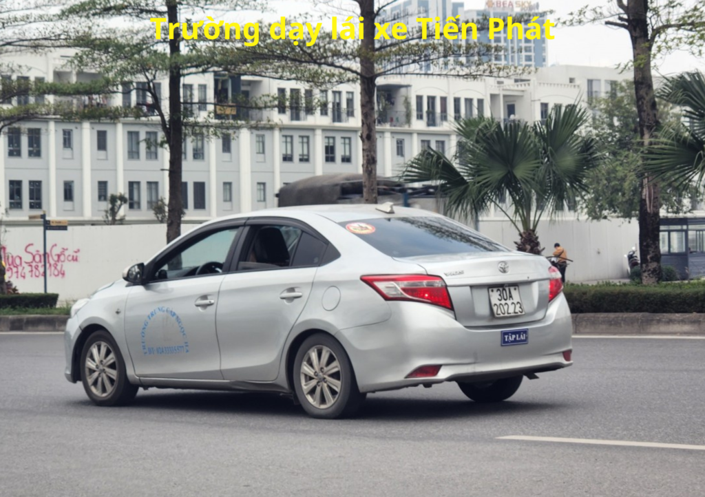 Trung Tâm Dạy Nghề Tiến Phát - Thi bằng lái A1 TPHCM